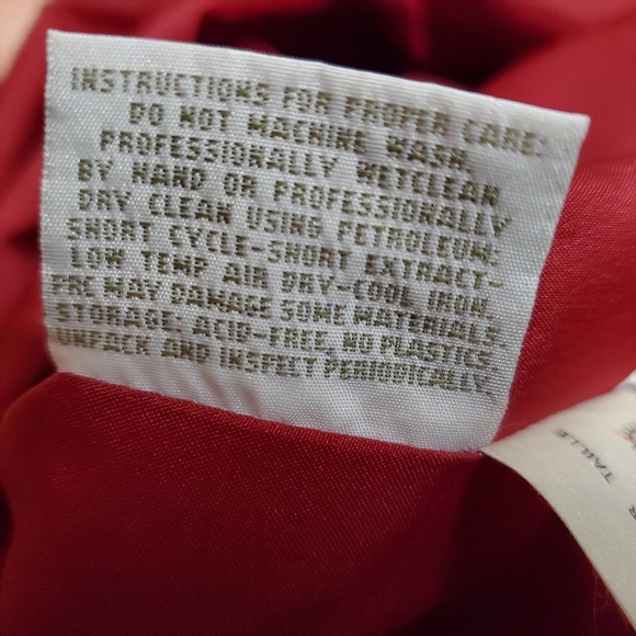 Da Vinci Red Satin Lace-Up Dress with Pockets - Picture 15 of 15